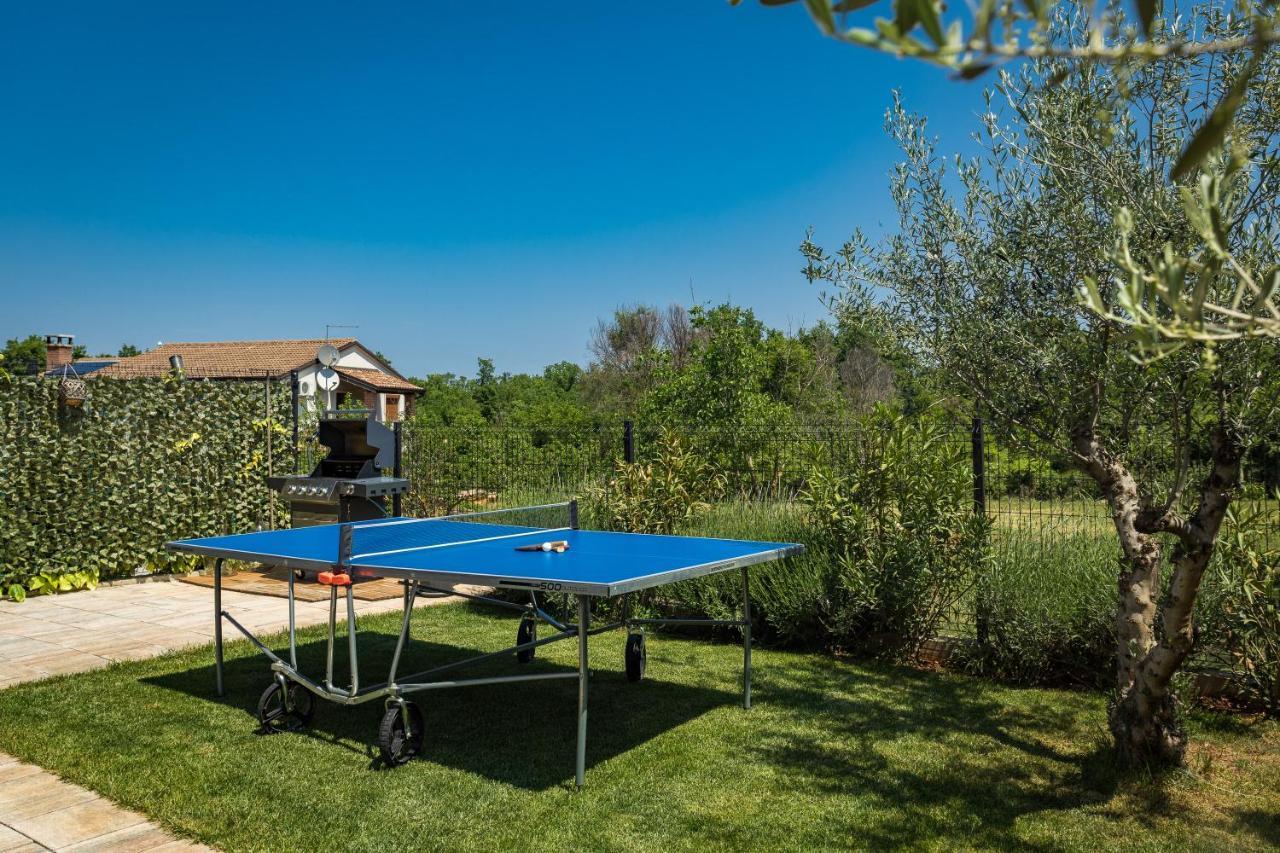 Villa Leonardo Vrznaveri ภายนอก รูปภาพ